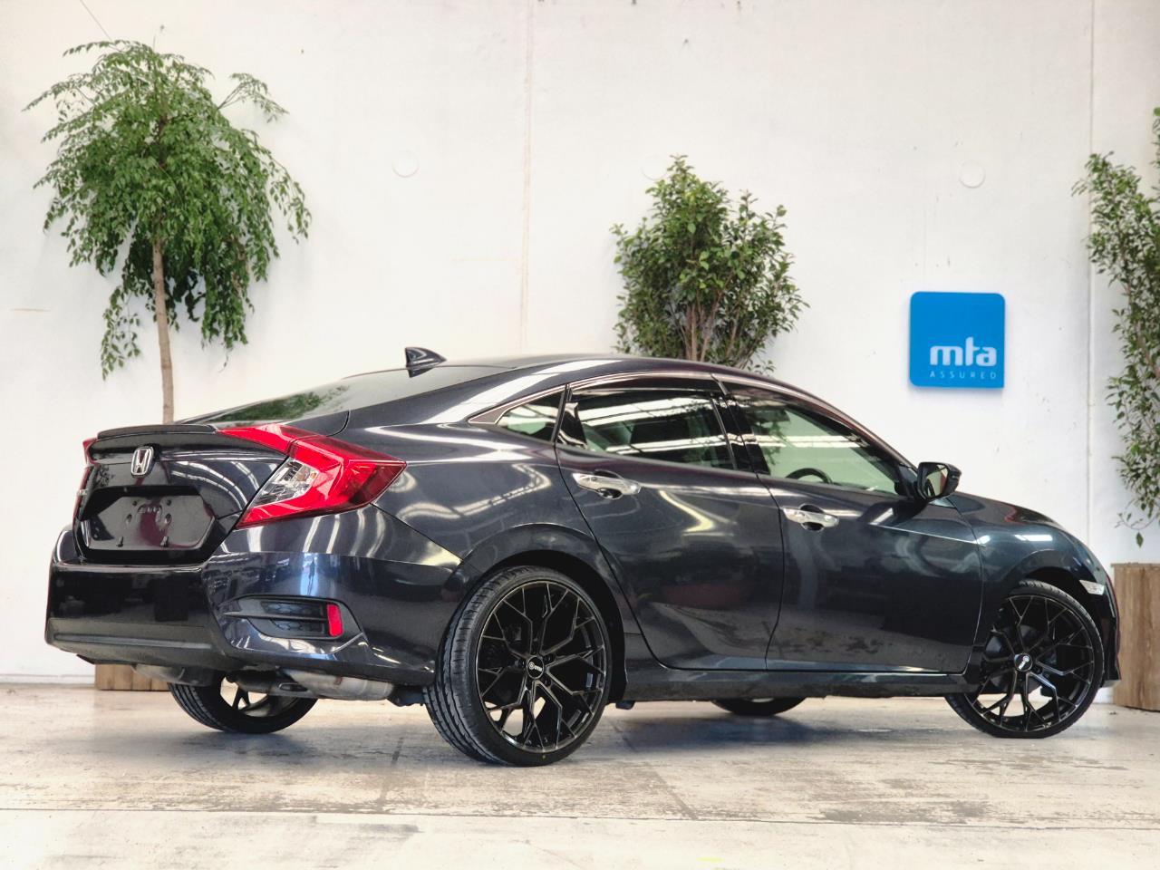2018 Honda Civic thumbnail