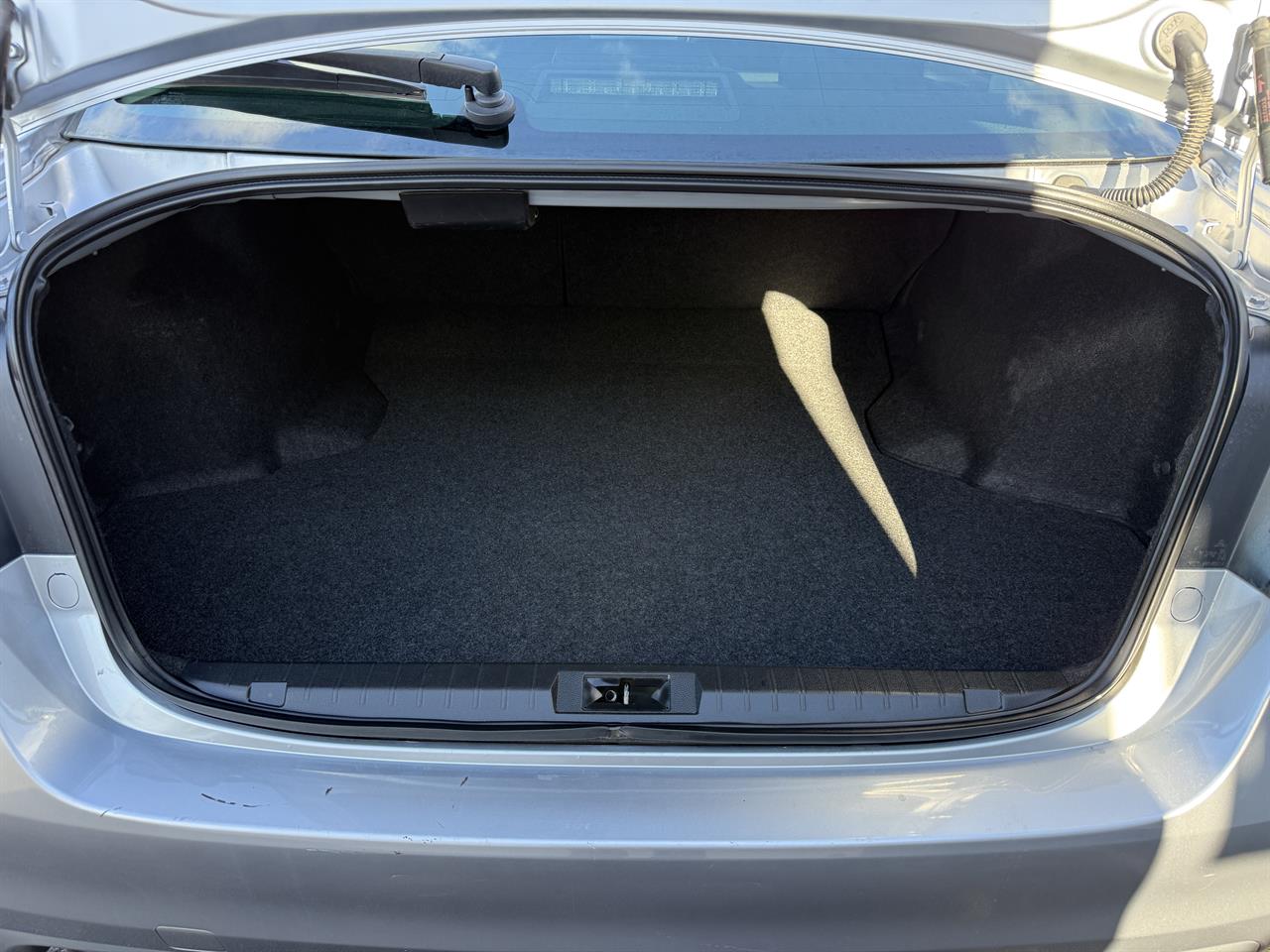 2017 Subaru Legacy thumbnail