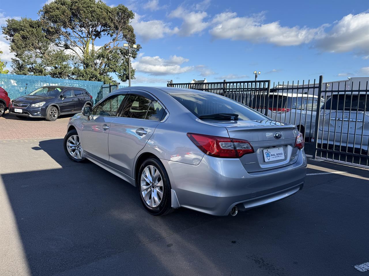 2017 Subaru Legacy thumbnail