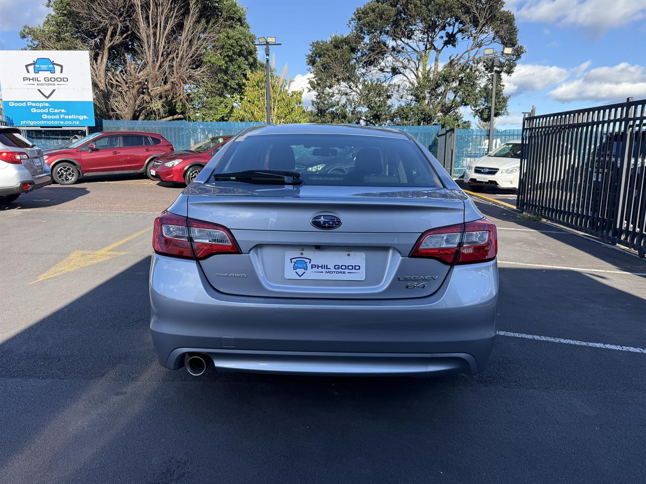 2017 Subaru Legacy thumbnail