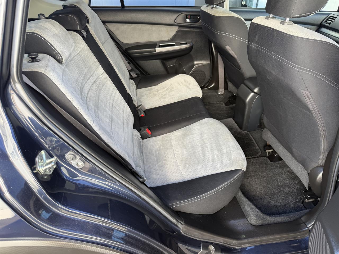 2014 Subaru XV thumbnail