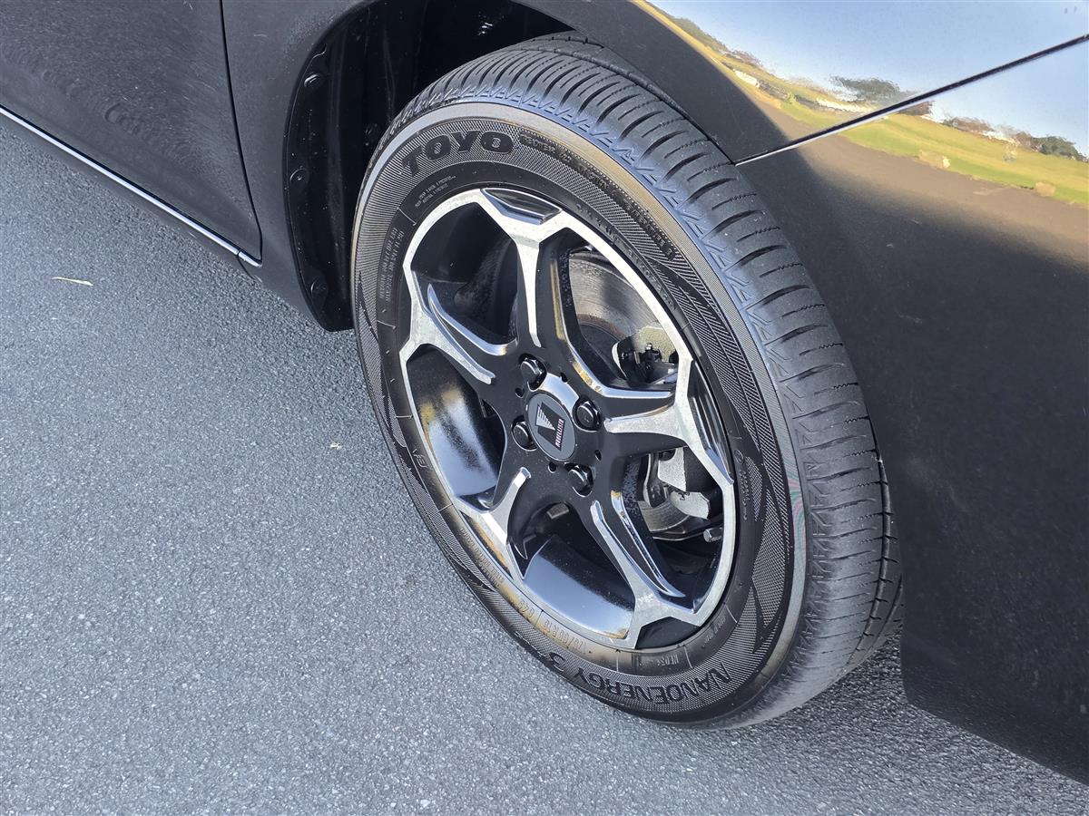 2015 Toyota Corolla thumbnail