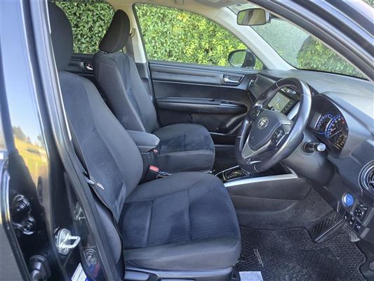2015 Toyota Corolla thumbnail