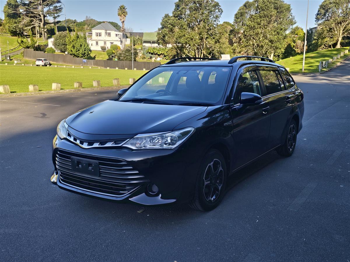 2015 Toyota Corolla thumbnail