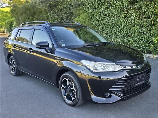 2015 Toyota Corolla thumbnail