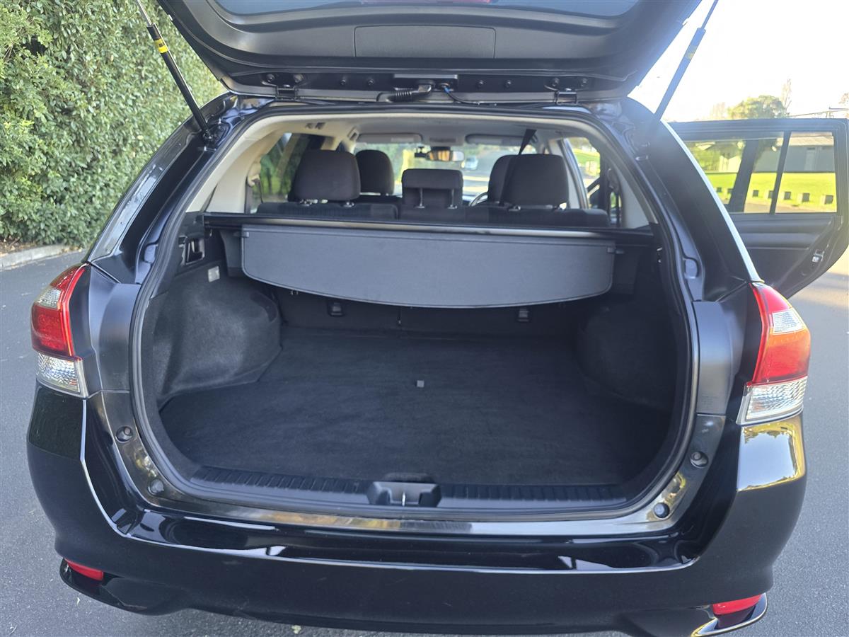 2015 Toyota Corolla thumbnail