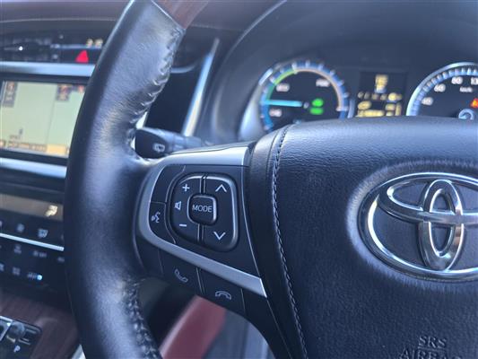 2015 Toyota Harrier thumbnail
