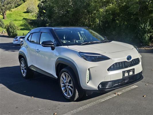 2020 Toyota Yaris thumbnail