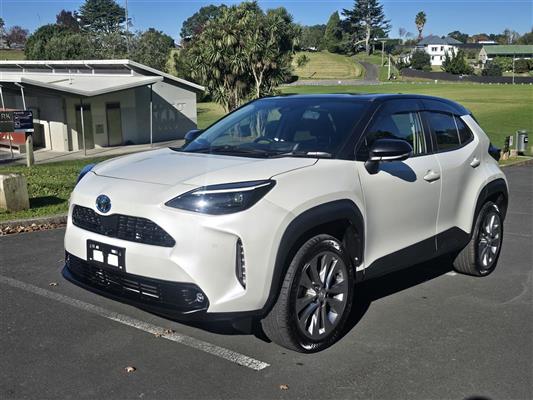 2020 Toyota Yaris thumbnail
