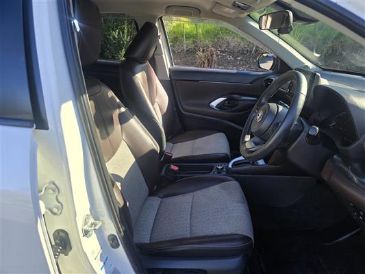 2020 Toyota Yaris thumbnail