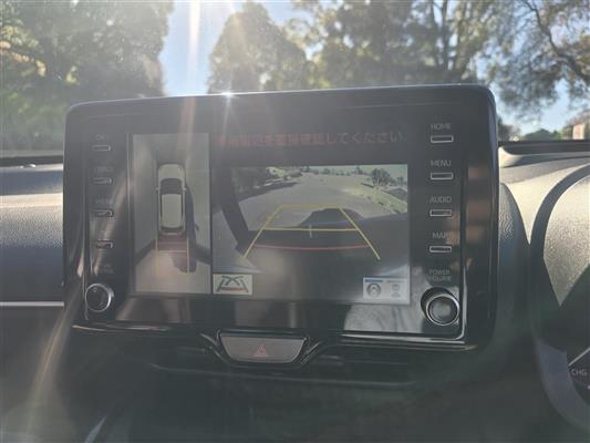 2020 Toyota Yaris thumbnail