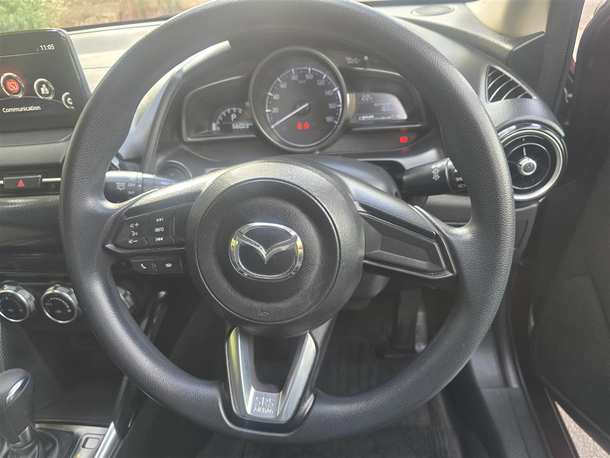 2017 Mazda Demio thumbnail