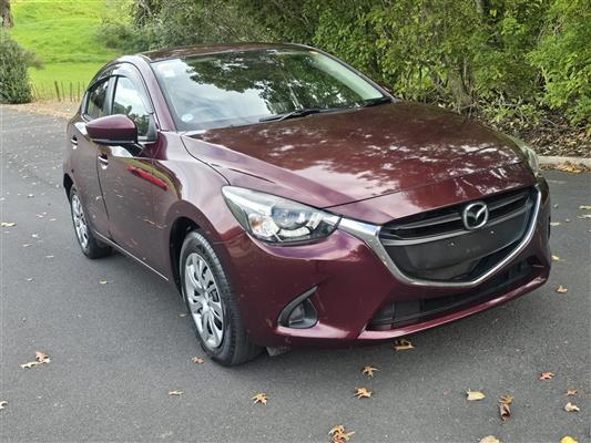 2017 Mazda Demio thumbnail