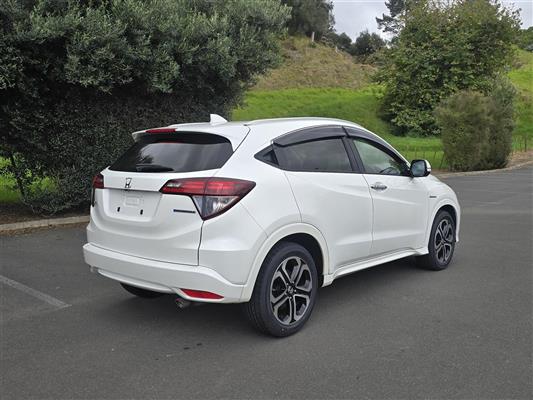 2016 Honda Vezel thumbnail
