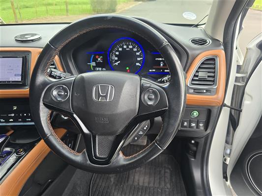 2016 Honda Vezel thumbnail