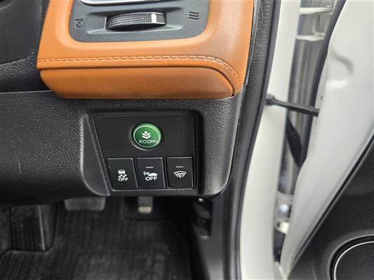 2016 Honda Vezel thumbnail