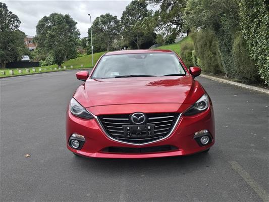 2014 Mazda Axela thumbnail