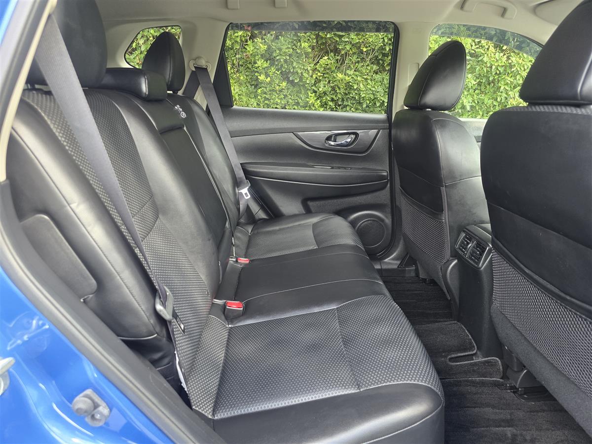 2020 Nissan X-Trail thumbnail