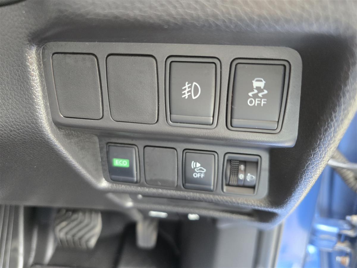 2020 Nissan X-Trail thumbnail