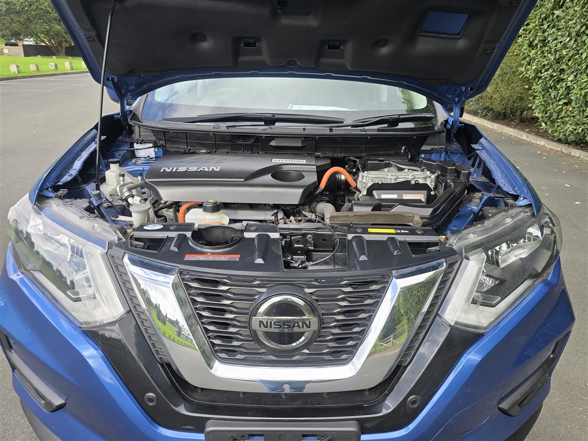 2020 Nissan X-Trail thumbnail
