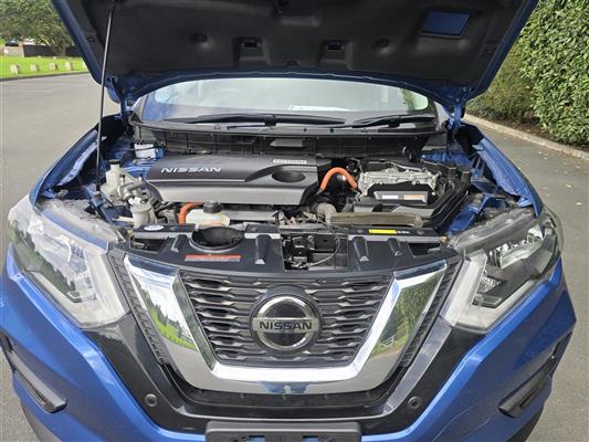 2020 Nissan X-Trail thumbnail