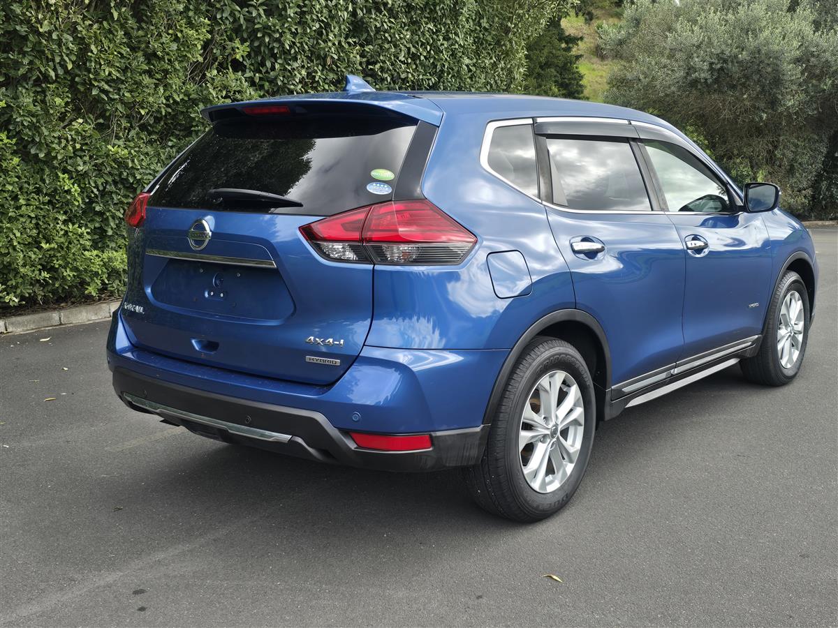 2020 Nissan X-Trail thumbnail