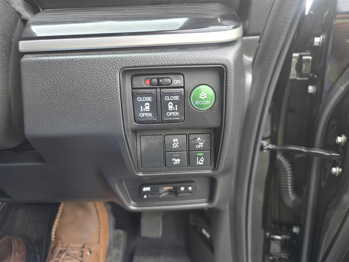 2016 Honda Odyssey thumbnail