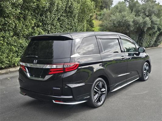 2016 Honda Odyssey thumbnail