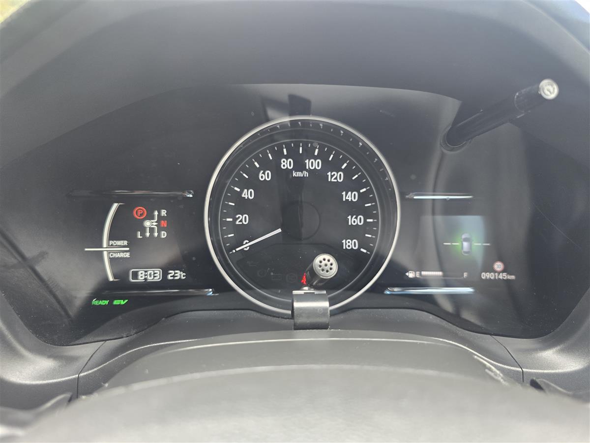 2016 Honda Vezel thumbnail