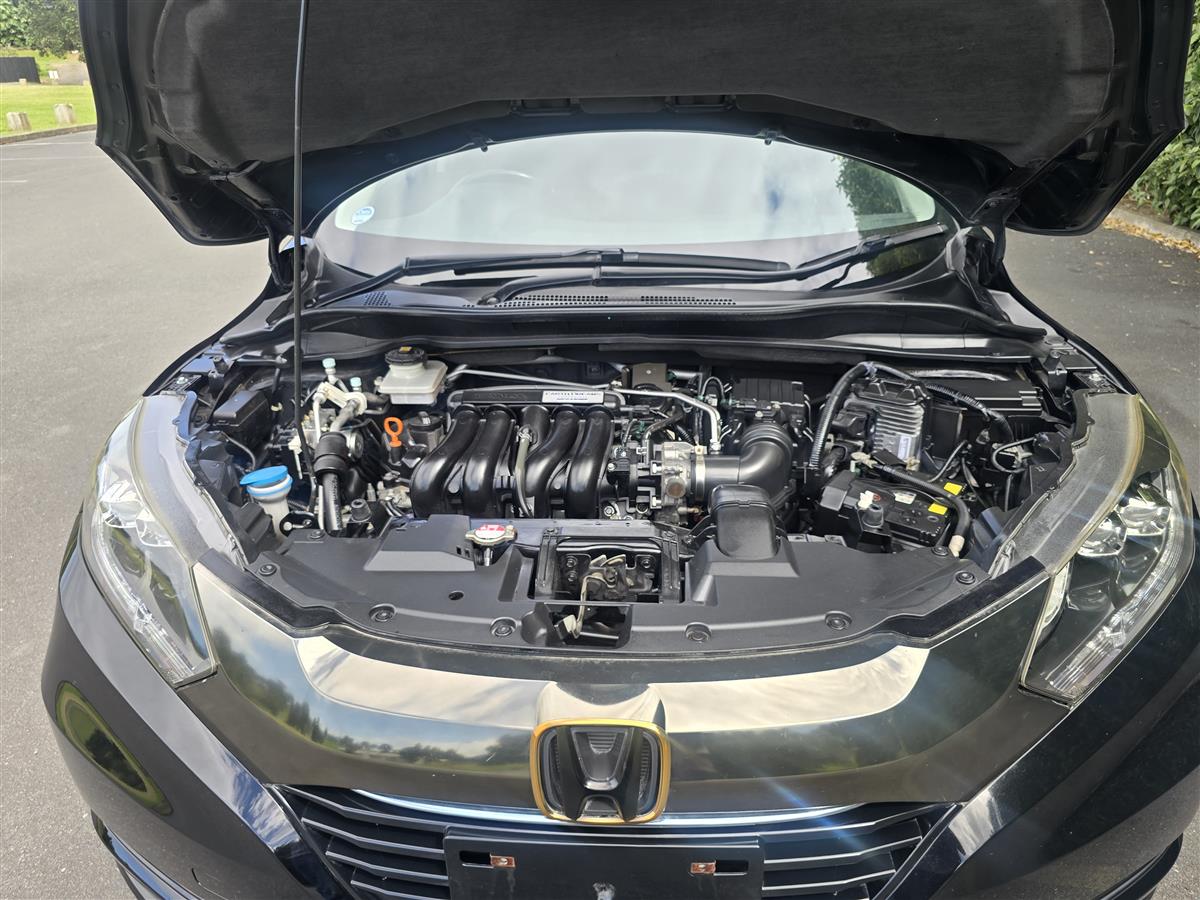 2016 Honda Vezel thumbnail