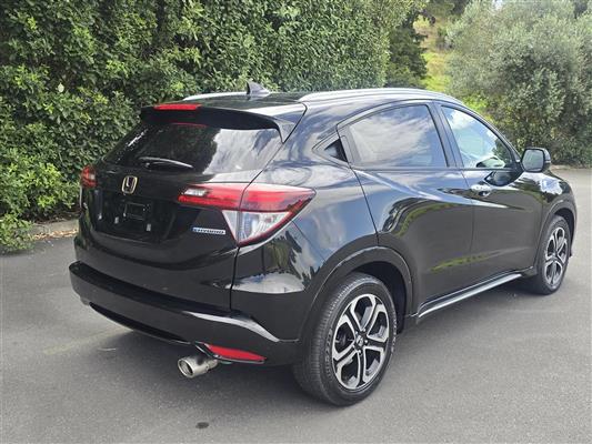 2016 Honda Vezel thumbnail
