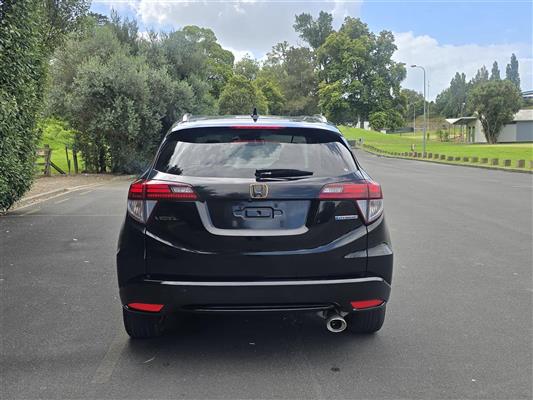 2016 Honda Vezel thumbnail