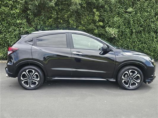 2016 Honda Vezel thumbnail