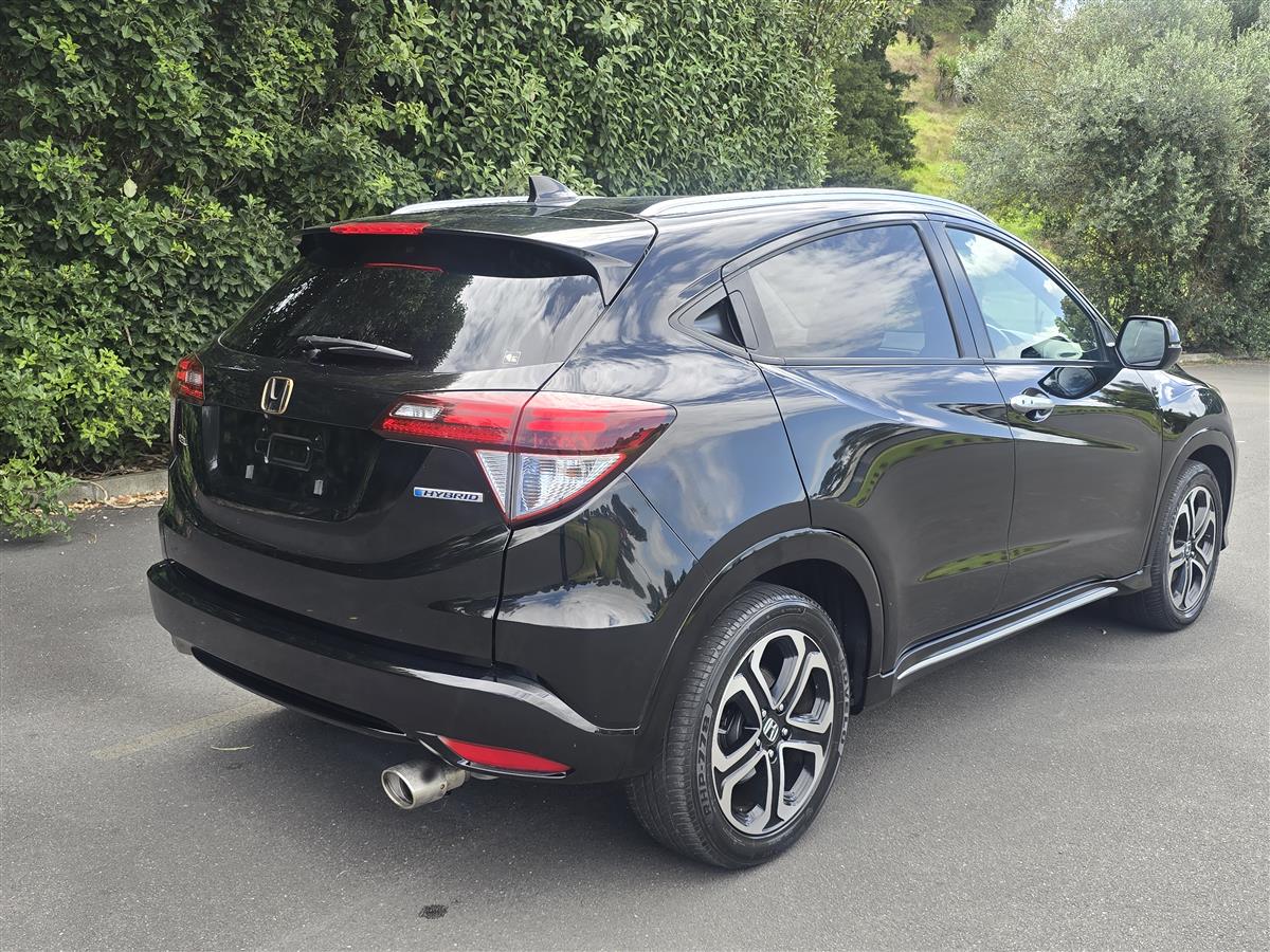 2016 Honda Vezel thumbnail