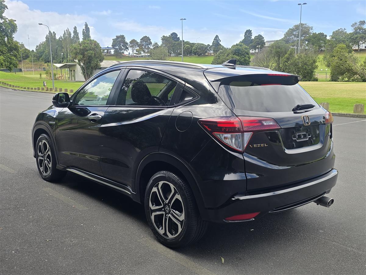 2016 Honda Vezel thumbnail
