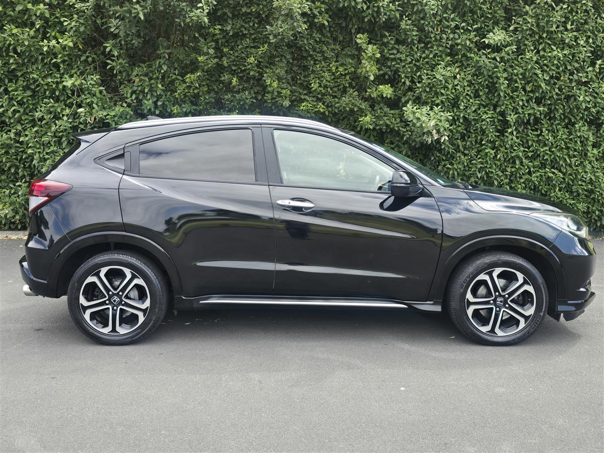2016 Honda Vezel thumbnail