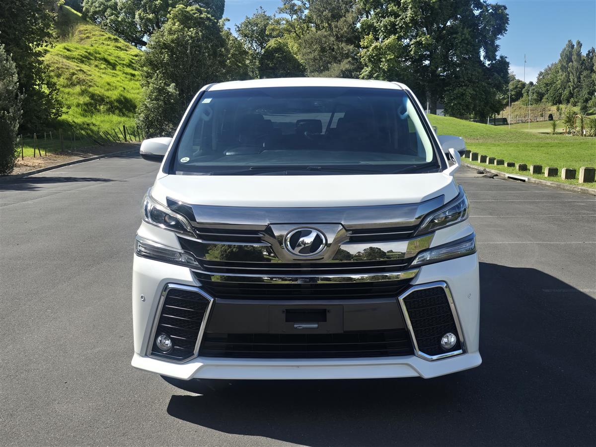 2017 Toyota Vellfire thumbnail