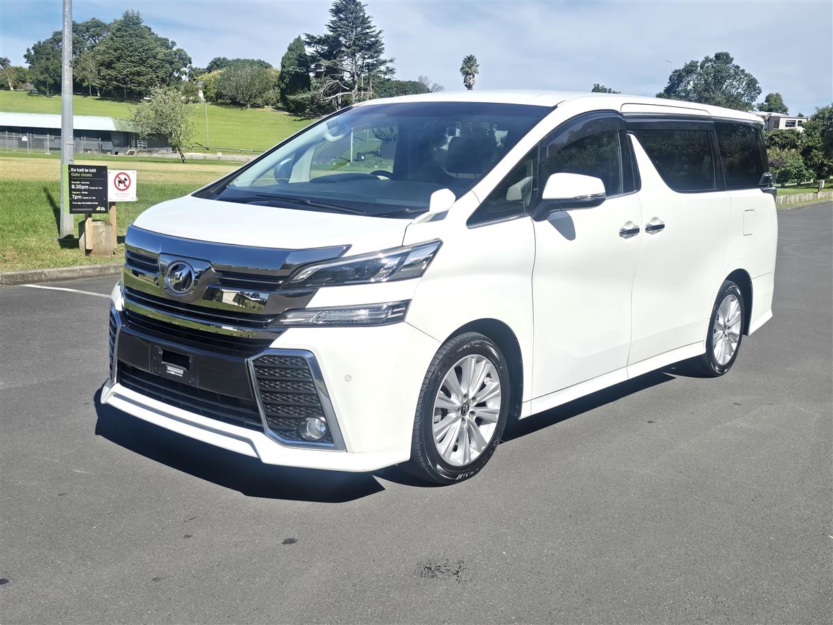 2017 Toyota Vellfire thumbnail