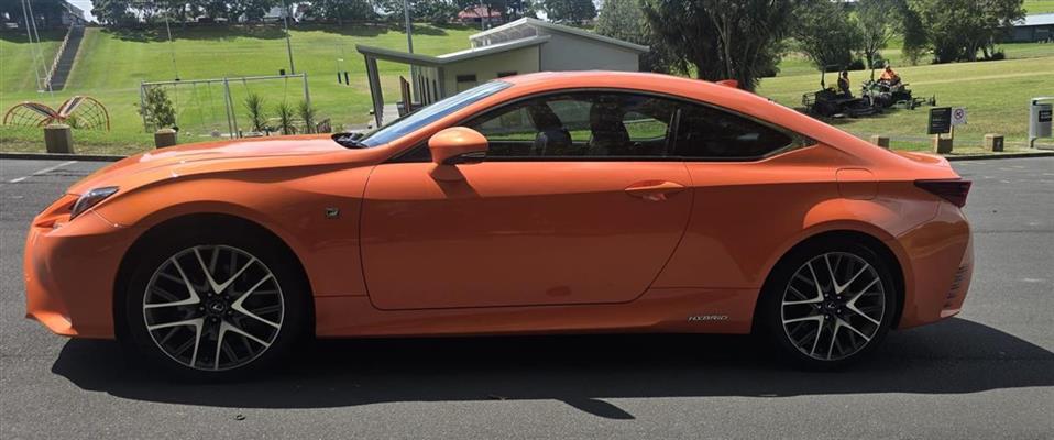 2015 Lexus RC300h thumbnail