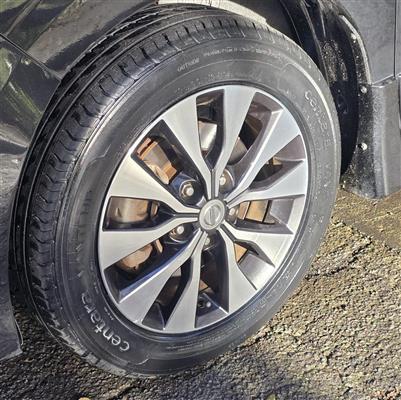2017 Nissan Serena thumbnail