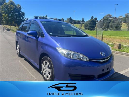 2013 Toyota Wish thumbnail