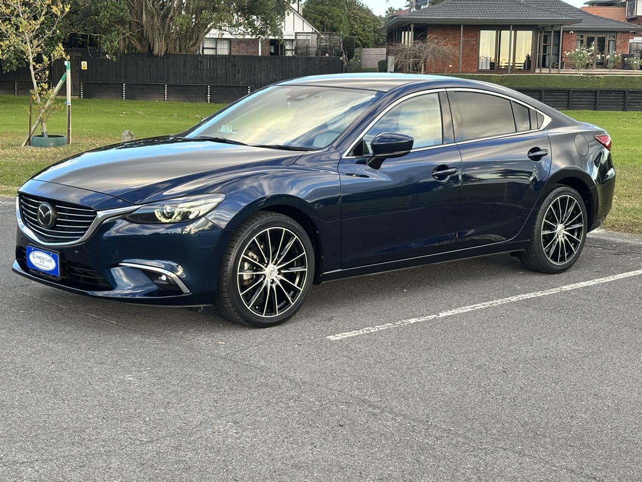 2018 Mazda Atenza thumbnail