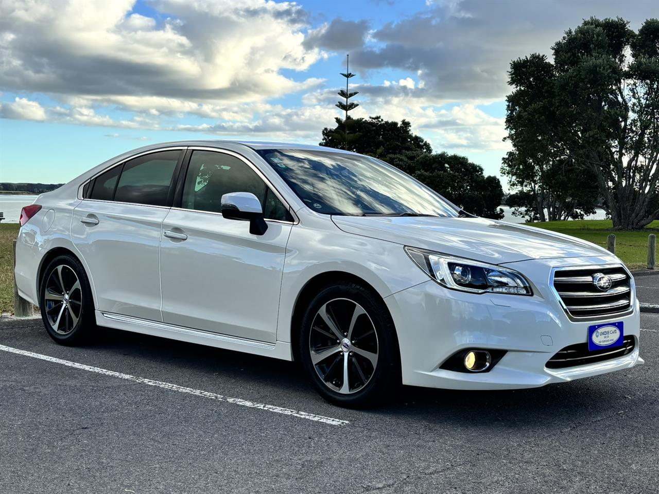 2014 Subaru Legacy thumbnail