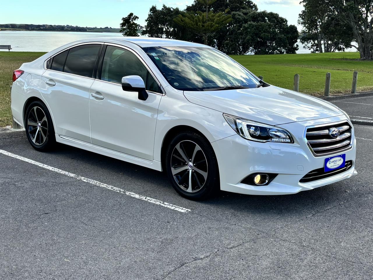 2014 Subaru Legacy thumbnail