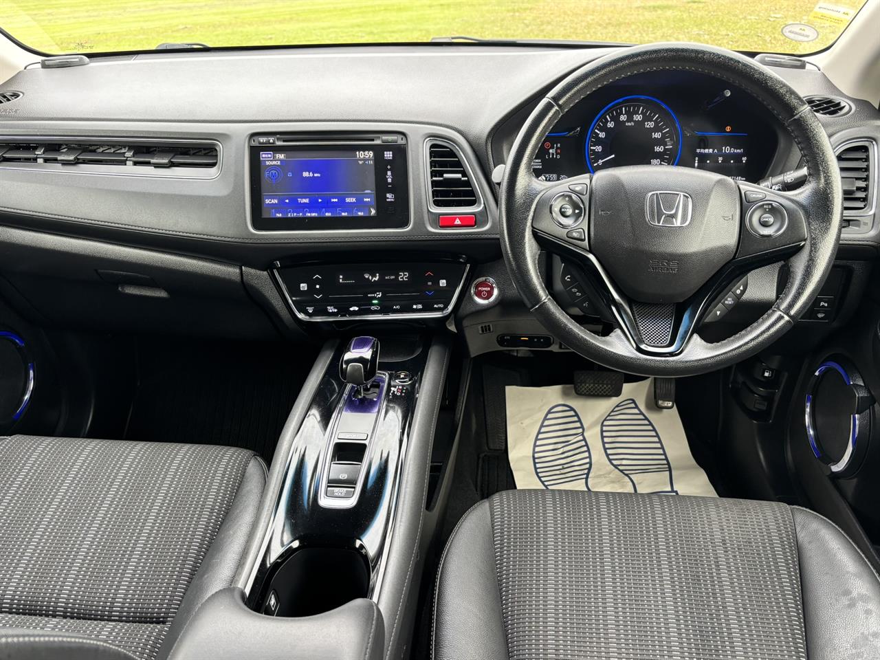 2014 Honda Vezel thumbnail