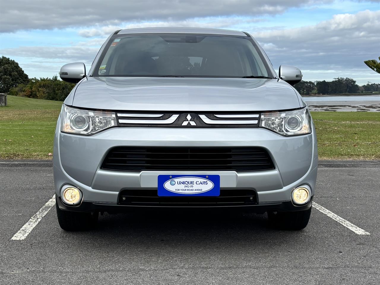 2013 Mitsubishi Outlander thumbnail