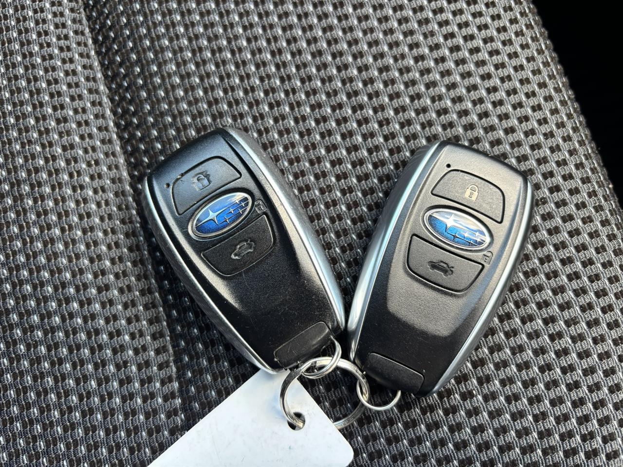 2015 Subaru Legacy thumbnail