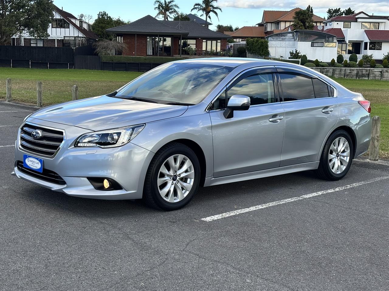 2015 Subaru Legacy thumbnail