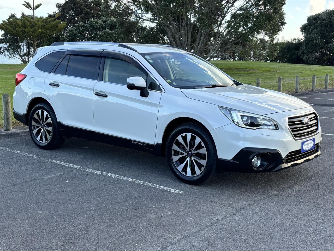 2015 Subaru Outback thumbnail
