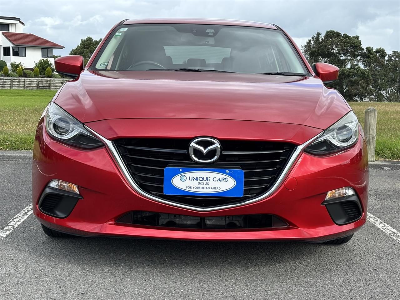 2015 Mazda Axela thumbnail
